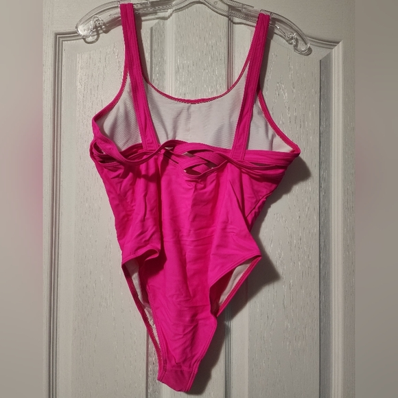 New Shein Swimsuit - Picture 4 of 4